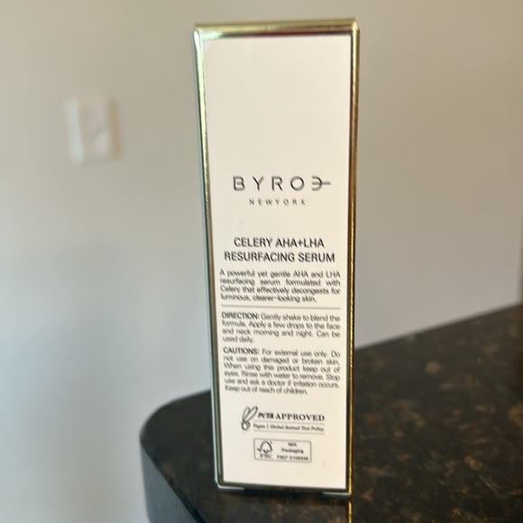 BYROE Celery AHA + LHA Resurfacing Serum 1.01 fl oz/30ml BRAND NEW/Sealed!! - Picture 7 of 12
